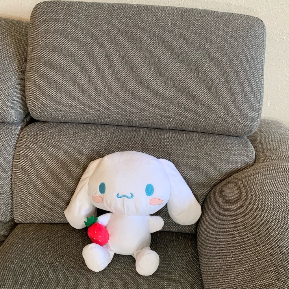 Cinnamoroll with Strawberry plush